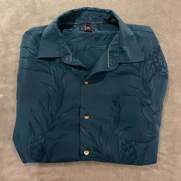 Van Heusen Button Down Collared T-Shirt - Picture 3 of 4